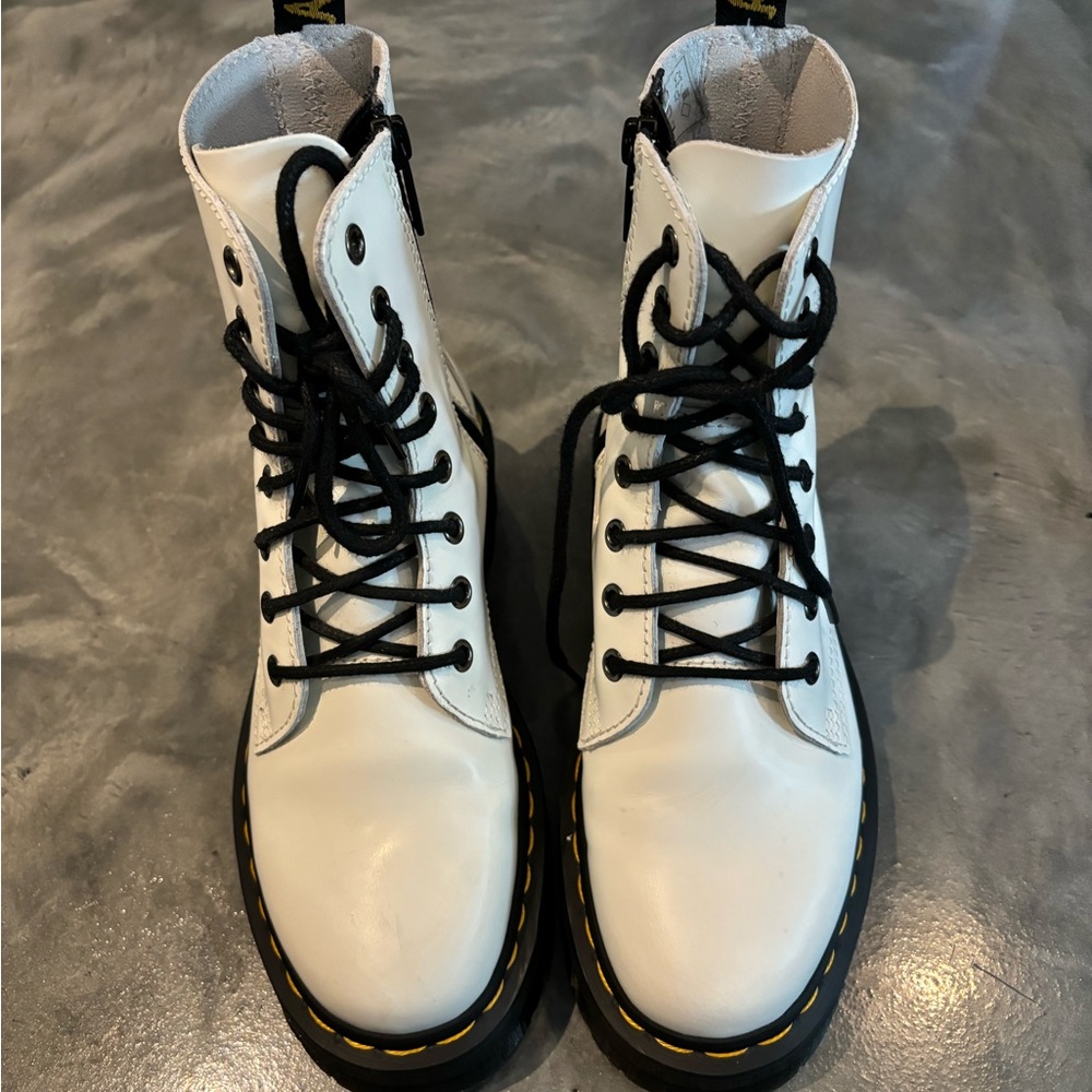 Doc Martens white boots size 4 UK 5 US Air Wair cushion 2” platform sole